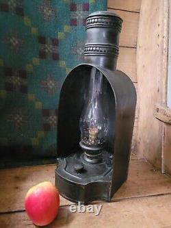 A Fantastic Victorian Brass Oil Lamp To Convert To Electric rare niche form