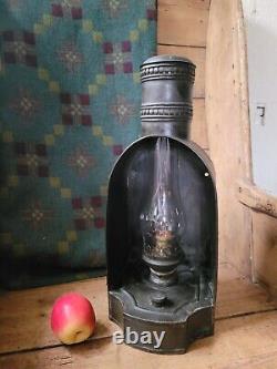 A Fantastic Victorian Brass Oil Lamp To Convert To Electric rare niche form