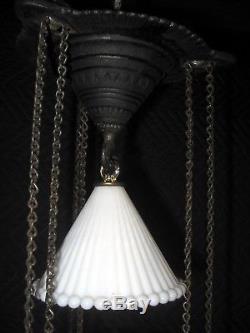 ANTIQUE 1877 VICTORIAN HANGING CAST IRON LIBRARY PARLOR kerosene GLASS OIL LAMP