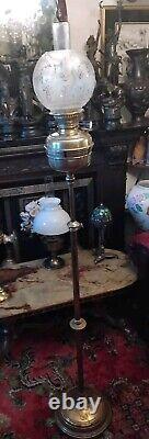 ANTIQUE BRASS TELESCOPIC STANDARD OIL LAMP With Claw Feet