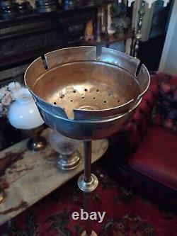 ANTIQUE BRASS TELESCOPIC STANDARD OIL LAMP With Claw Feet