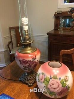 ANTIQUE Hand Painted GWTW oil lamp electrified excellent condition