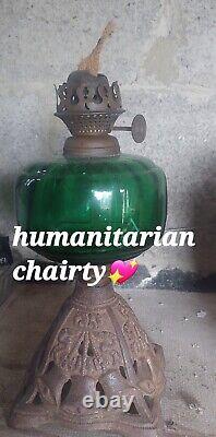 ANTIQUE VICTORIAN BRASS OIL LAMP. Humanitarianchairty
