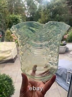 ANTIQUE vaseline wavy top swags oil lamp shade