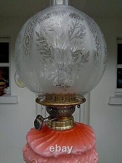 An Elegant Good Quality Victorian Peach Colour Font Twin Duplex Oil Lamp