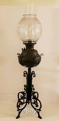 Antique 1894 Bradley and Hubbard B&H Victorian GWTH Banquet Cast Iron Oil Lamp