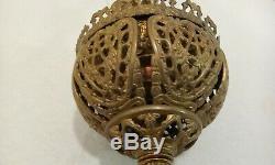 Antique Bradley & Hubbard Ornate Victorian Brass Parlor Banquet Oil Lamp Wired