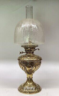 Antique Brass Oil Lamp Veritas Acid Etched Beehive Shade W & S Duplex Burner