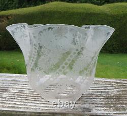 Antique Deep Etched Tulip Shaped Floral Glass Oil Lamp Globe / Shade, 4 fitter