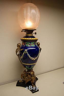 Antique Kerosene Oil Gwtw Majolica Porcelain French Nouveau Bronze English Lamp