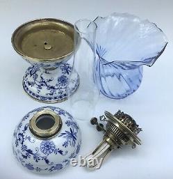 Antique Meissen Blue Onion Oil Lamp Hinks No. 2 Duplex Burner Hinks Collar