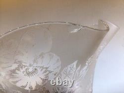 Antique Threaded Glass Oil Lamp Shade Stevens & Williams Acid Etched And Cut