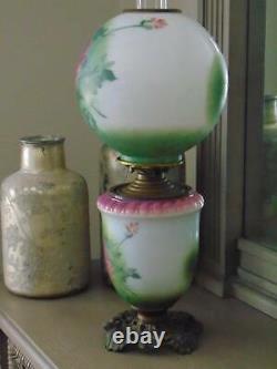 Antique VICTORIAN GONE WITH THE WIND OIL KEROSENE BANQUET PARLOR LAMP