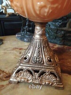 Antique Victorian Art Nouveau Kerosine Lamp fully working