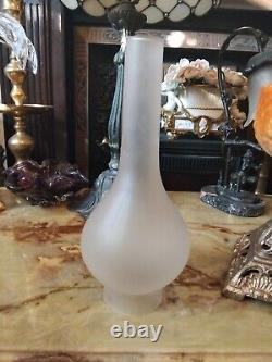 Antique Victorian Art Nouveau Kerosine Lamp fully working