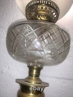 Antique Victorian Duplex Oil Lamp With Chimney & Globe Shade Not Tested 25.5