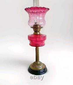 Antique Victorian Duplex Oil Lamp With Cranberry Glass Shade & Font 26