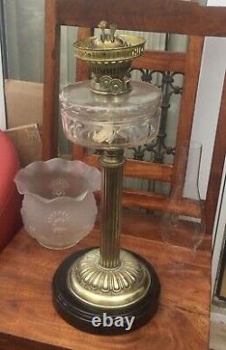 Antique Victorian Duplex Twin Burner Corinthian Column Oil Lamp