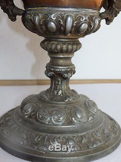 Antique Victorian Figural Kerosene Oil Petroleum Lamp ca. 1900 Glass Lamp shade