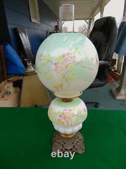 Antique Victorian GWTW Parlor Oil Lamp with Dogwood Flowers Signed C L & G 21 T