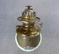 Antique Victorian SPRING GREEN BANQUET OIL LAMP. P. L. B. & G. Co. /SUCCESS. 1903