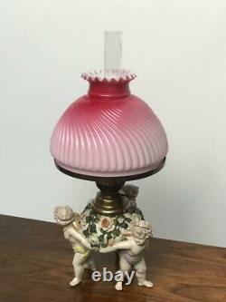 Antique Victorian Sitzendorf (German) Porcelain Cherubs Oil Lamp 7009
