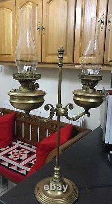 Antique Vintage Victorian Ornate Brass Double Oil Lamp