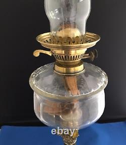 Beautiful Victorian Double Burner Corinthian Column Oil Lamp