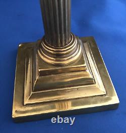 Beautiful Victorian Double Burner Corinthian Column Oil Lamp