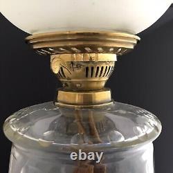 Beautiful Victorian Double Burner Corinthian Column Oil Lamp