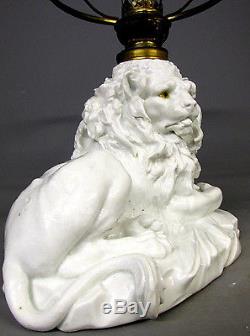 Extremely Rare Large Victorian Porcelain Lion Oil Lamp