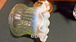 Excellent Victorian French Bec Gladiator Corinthian Vaseline Oil Lamp 29 Inches