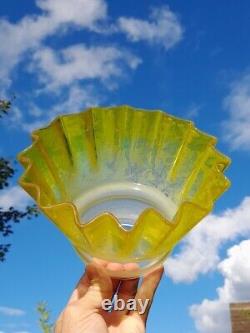 Exquisite Victorian Acid Etched Yellow Glass Oil Lamp Shade 2&3/4 Fitter