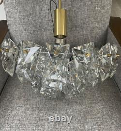 Kinkeldy A German 1960s/70s crystal prism four-tier chandelier light fitting