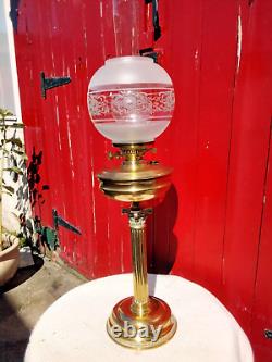 LARGE ANTIQUE VINTAGE BRASS OIL LAMP DUPLEX BURNER with ETCHED GLOBE SHADE