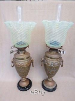 Lovely Pair Antique Williams & Bach Oil Lamps With Vaseline Glass Shades For Tlc