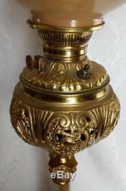 Outstanding VICTORIAN GWTW Bronze/Onix Oil Lamp Hand Painted Globe Converted 36