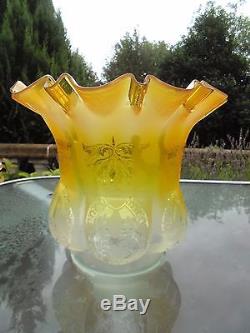 Quality Primrose Yellow Victorian 1890s Etch Duplex Oil Lamp Shade