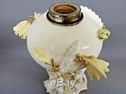 SUPERB MOORE Bros ENGLISH PORCELAIN OIL LAMP CIRCA 1870-80 No2