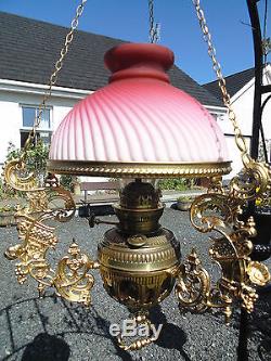 Superb Victorian Hanging Hinks Oil Lamp