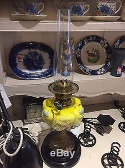 Striking Antique Victorian Glass Oil Lamp / Burner With Etched Glass Globe Shade