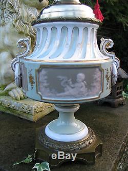 Stunning Decorative 19th C Victorian Porcelain Antique Oil Lamp