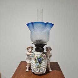Stunning LARGE Original Victorian Ernst Bohne & Sohne Porcelain China Oil Lamp