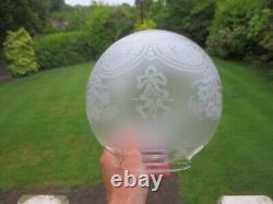 Superb Antique Crystal Etched Glass Pattern Duplex Oil Lamp Shade