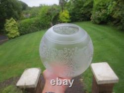 Superb Antique Crystal Etched Glass Pattern Duplex Oil Lamp Shade