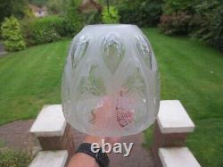 Superb Antique Moulded & Etched Glass Pattern Beehive Duplex Oil Lamp Shade