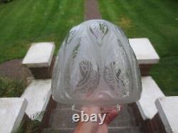 Superb Antique Moulded & Etched Glass Pattern Beehive Duplex Oil Lamp Shade