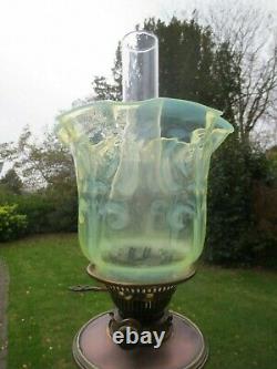Superb Antique Victorian Vaseline Glass Duplex Oil Lamp Shade Suit Was Benson