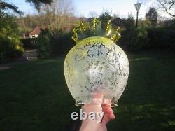 Superb Antique Victorian Veritas Yellow Acid Etched Duplex Oil Lamp Shade