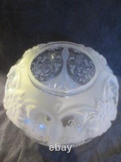 Superb Embossed Moulded & Etched Glass Beehive Duplex Oil Lamp Shade